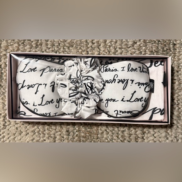 Victoria's Secret VS 3-Piece Satin Sleep Accessories Gift Set Black/White Script - Picture 4 of 8